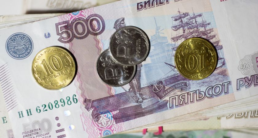 С 1 июля все операции по карте будут контролироваться налоговой инспекцией и облагаться налогом: подробные разъяснения ФНС