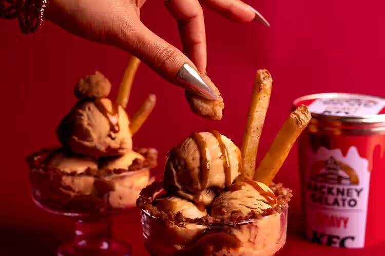  :    KFC  