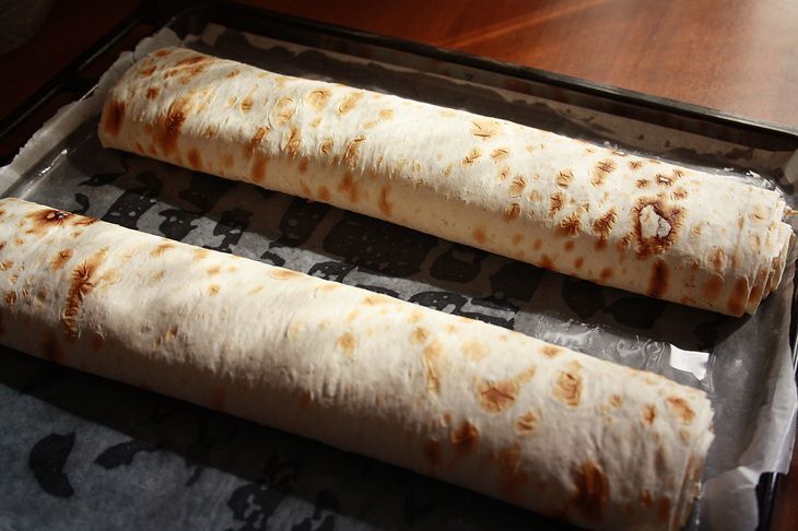 Забудьте о многочасовом оттирании: домашнее средство вернет противням первозданный блеск