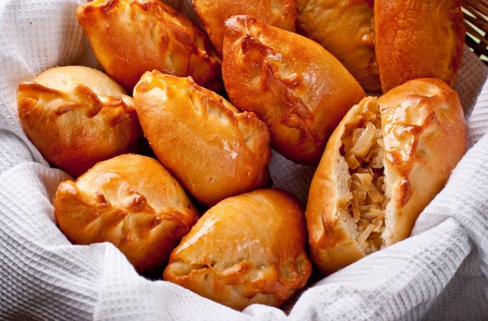 Как добиться идеальной корочки на пирожках: хитрости хозяюшек