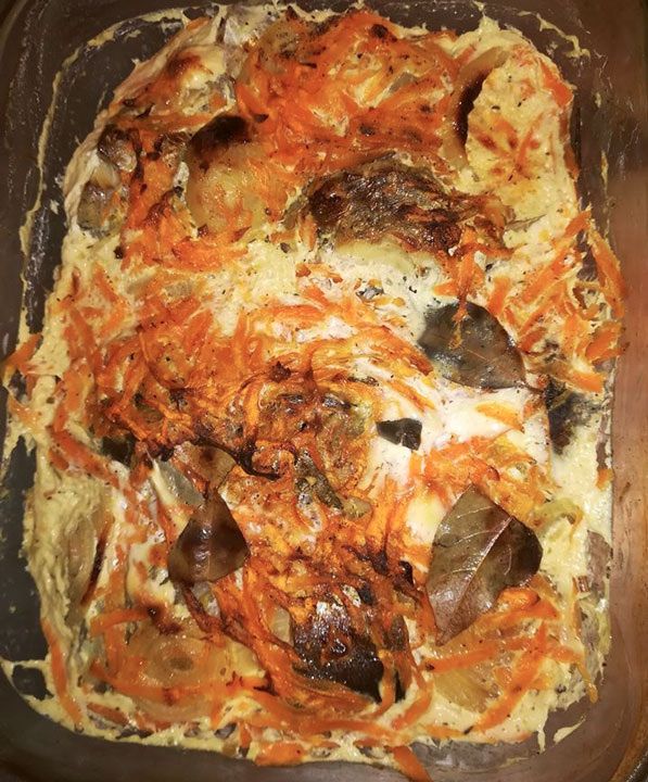 Рыба под сметанным соусом: легкий рецепт для любого стола