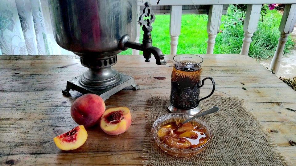 Вкусное лето: как сделать ароматное варенье из персиков