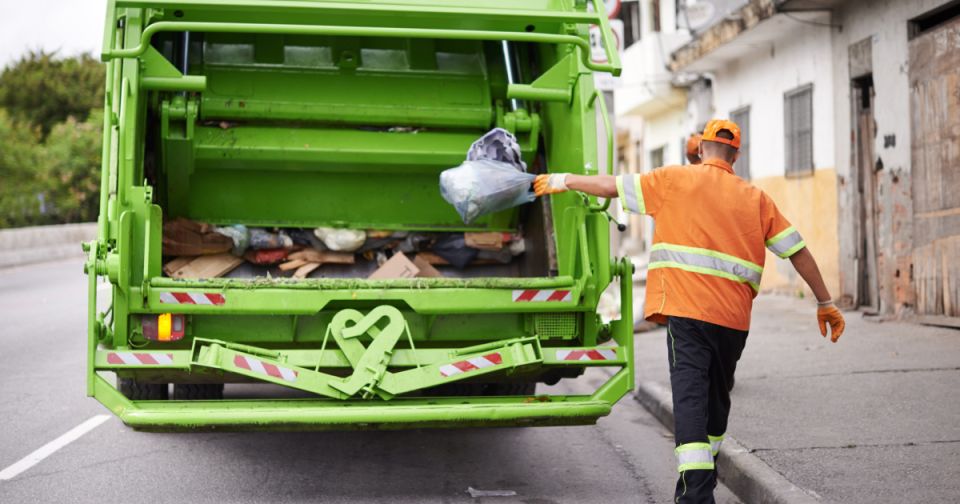 Как видеокамеры меняют контроль за вывозом отходов в России