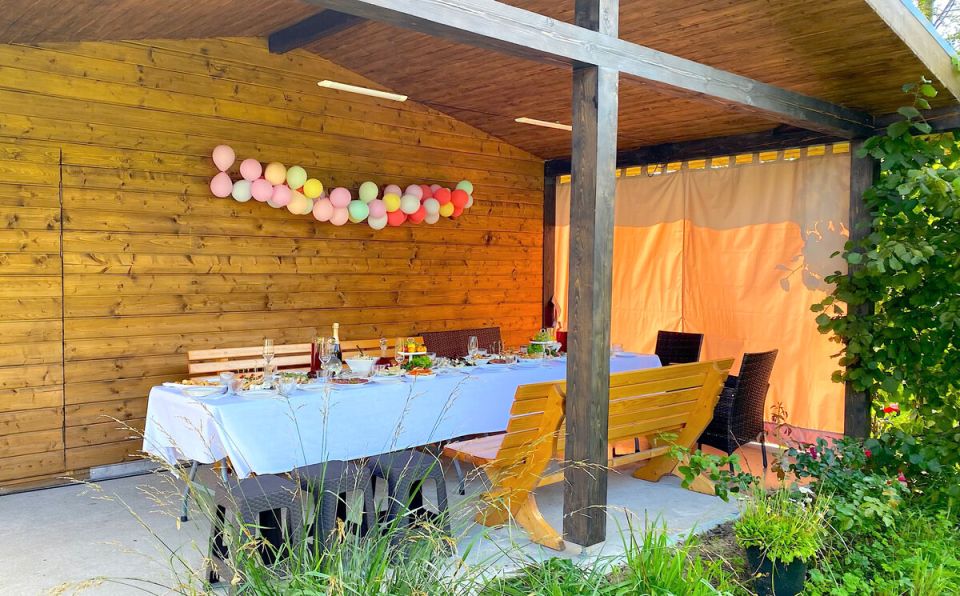 Как прошел этот незабываемый день: праздничный стол и впечатления друзей