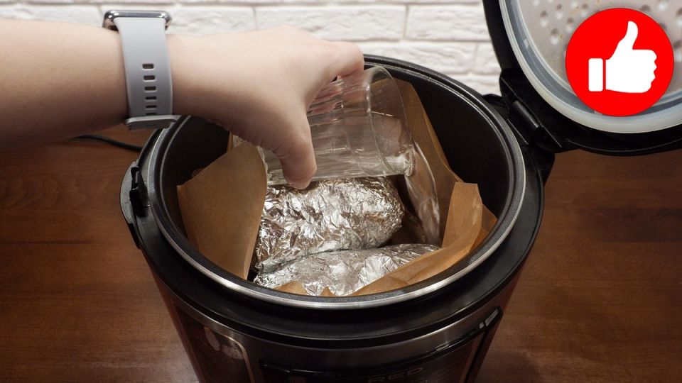 Нежная свинина в фольге: идеальное блюдо для вашего обеда или ужина