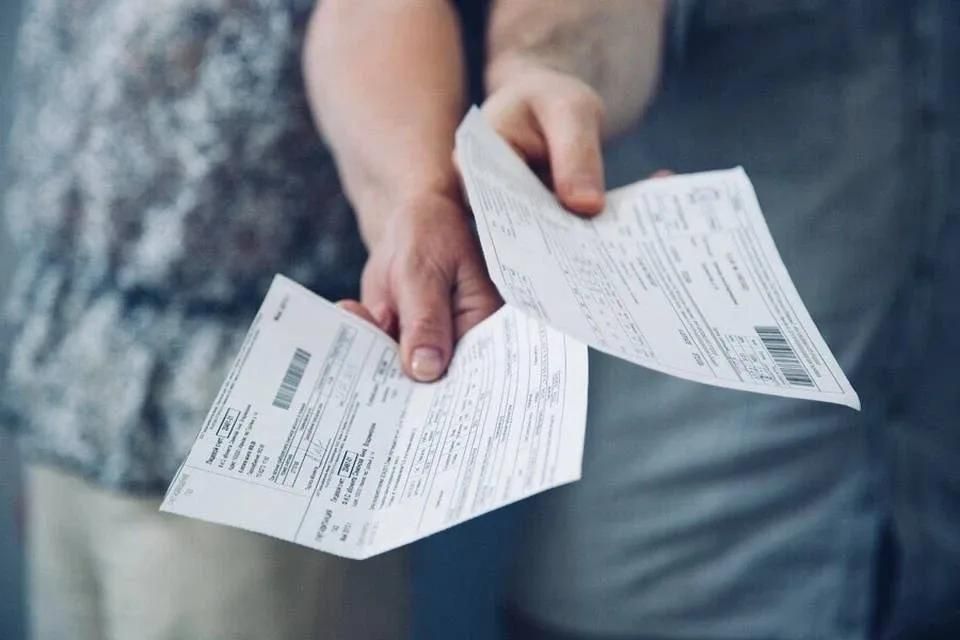 Две квитанции за ЖКУ в декабре: что делать и как избежать переплат