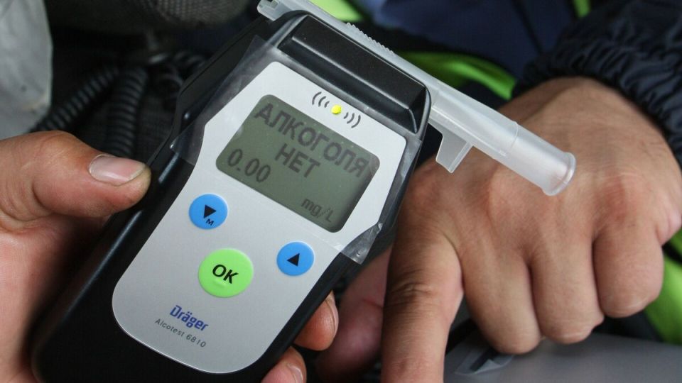 Суд восстановил работника, уволенного за корвалол, и взыскал 140 тысяч рублей