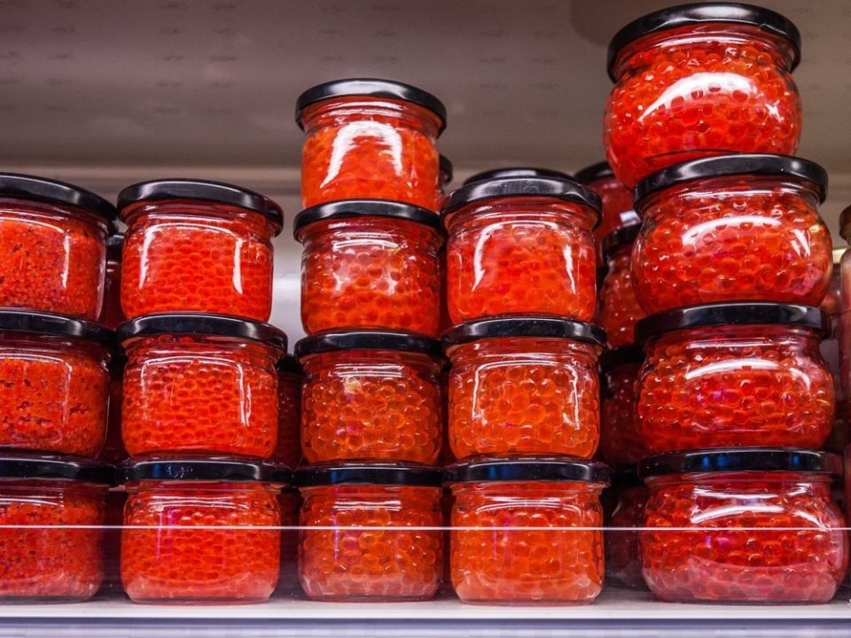 Набор на праздник: как меняется домашний стол к Новому году