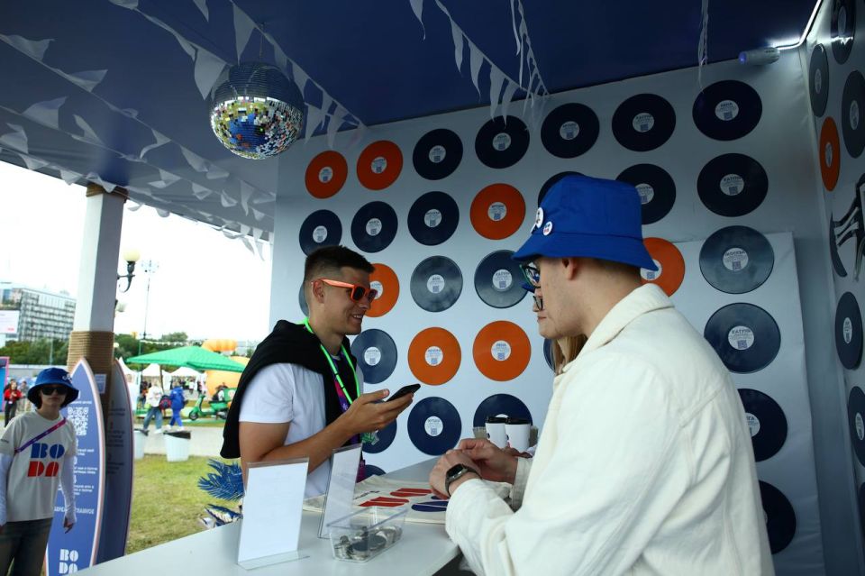     VK Fest    !