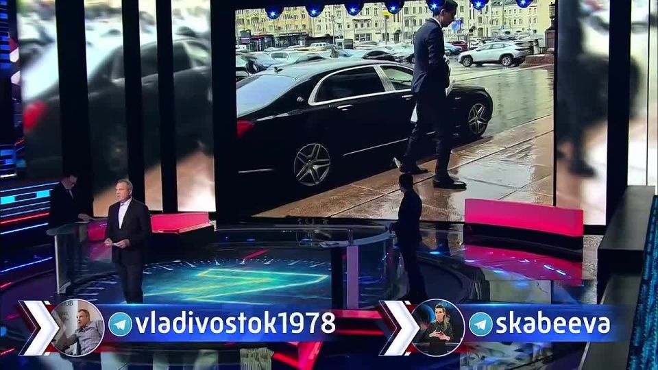  :    .