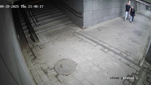  :        