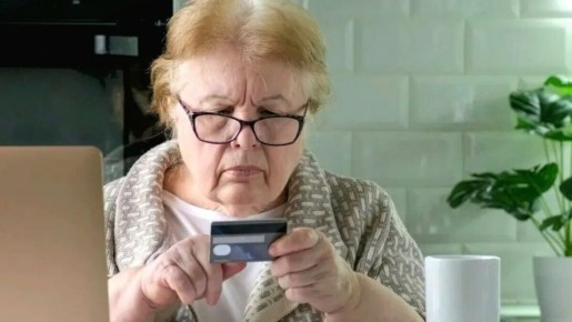 Как закрытие ненужных карт может спасти ваш бюджет от неожиданностей