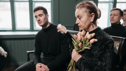 Финансовая поддержка для овдовевших пенсионеров: что им полагается?