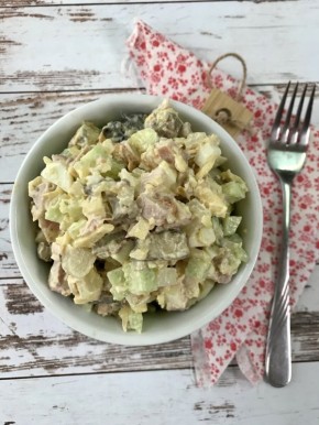 Салат с копченой курицей: идеальное сочетание вкусов для вашего стола