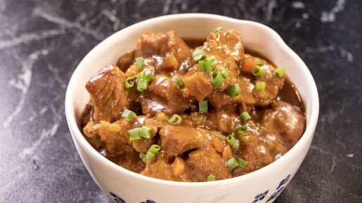 Гуляш из свинины: аппетитное удовольствие