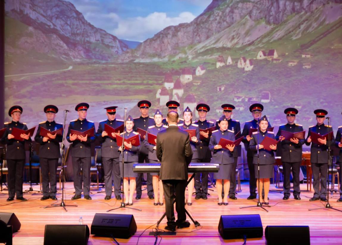 В преддверии Дня народного единства в СК России прошло торжественное мероприятие В преддверии Дня народного единства в СК России прошло торжественное мероприятие