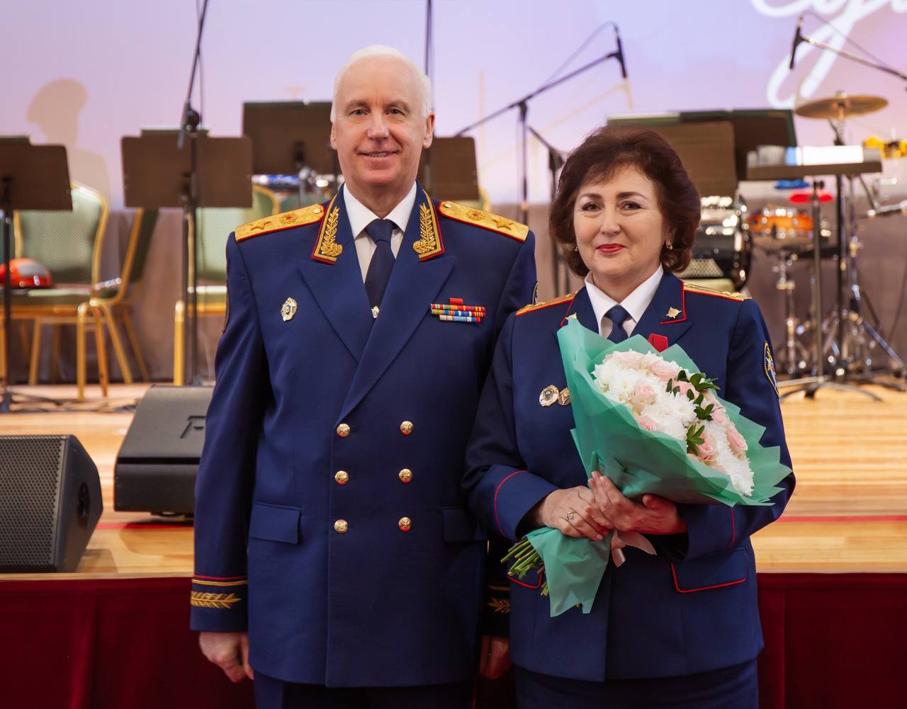 В преддверии Дня народного единства в СК России прошло торжественное мероприятие В преддверии Дня народного единства в СК России прошло торжественное мероприятие