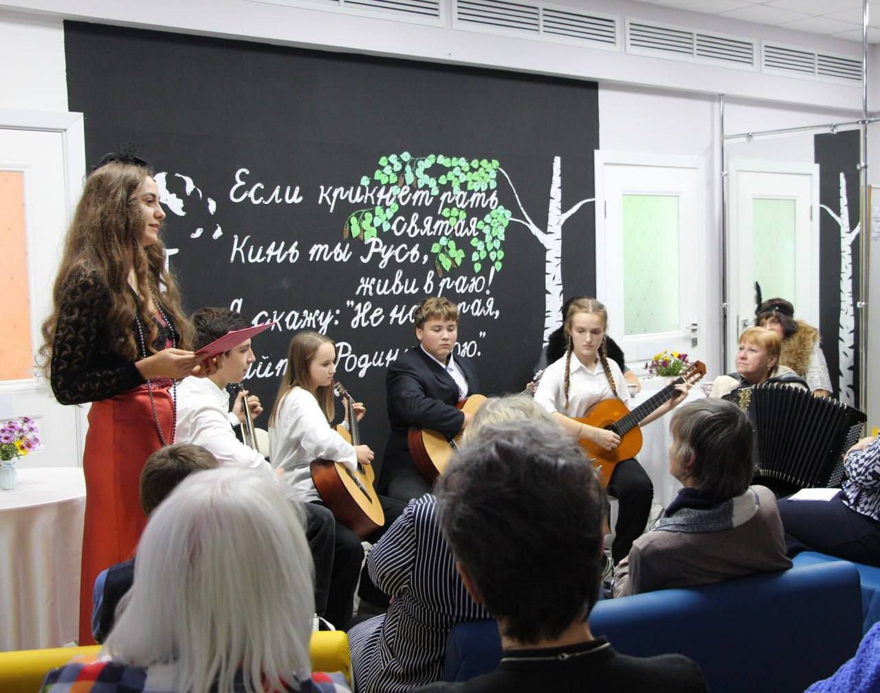 Восемь новых сотрудников приступили к работе в домах культуры, музеях, библиотеках, школах искусств муниципальных образований Смоленской области