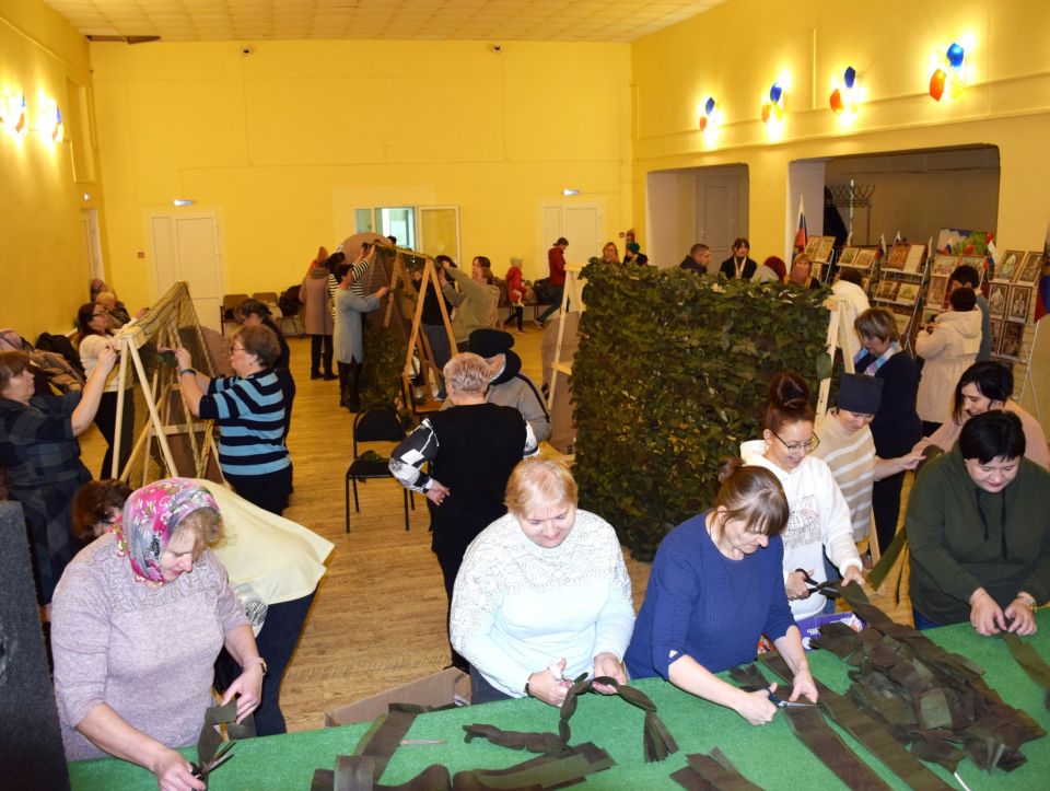 Артём Туров: С Днем народного единства! Артём Туров: С Днем народного единства!