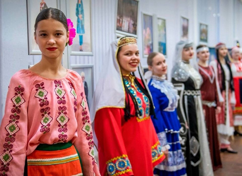 Александр Новиков: Сегодня мы вместе со всей страной отмечаем День народного единства Александр Новиков: Сегодня мы вместе со всей страной отмечаем День народного единства