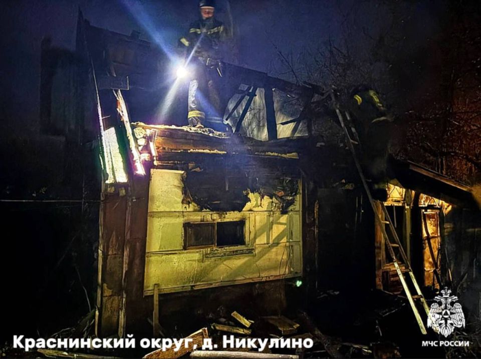 Шесть горящих бань потушили спасатели в минувшие выходные в Смоленской области Шесть горящих бань потушили спасатели в минувшие выходные в Смоленской области