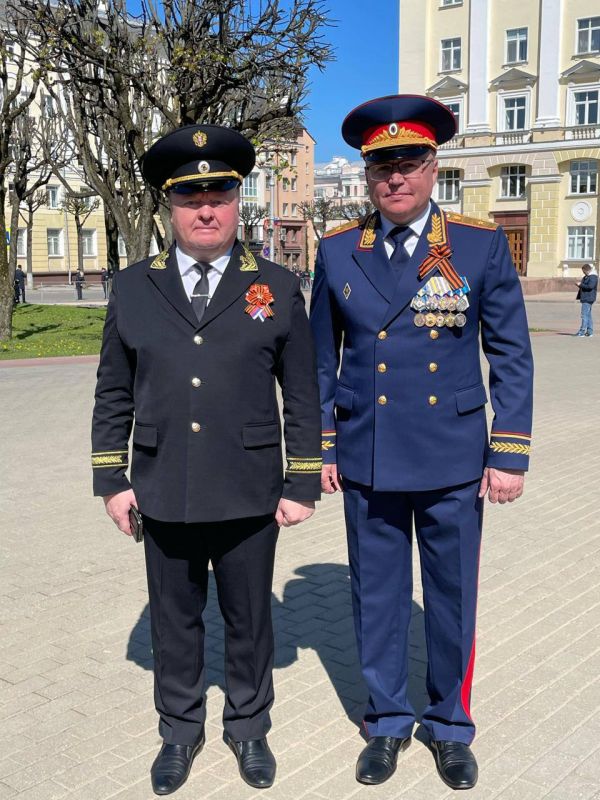 Поздравление руководителя СУ СК России по Смоленской области Анатолия Юрьевича Уханова с Днём работника суда Поздравление руководителя СУ СК России по Смоленской области Анатолия Юрьевича Уханова с Днём работника суда