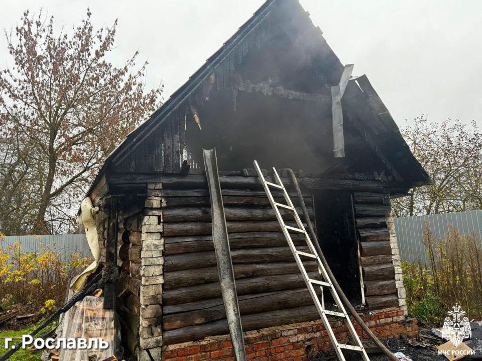 Шесть горящих бань потушили спасатели в минувшие выходные в Смоленской области Шесть горящих бань потушили спасатели в минувшие выходные в Смоленской области