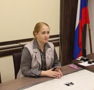 Состоялась рабочая встреча председателя областного избиркома Олеси Жуковой и сенатора Российской Федерации Руслана Смашнёва