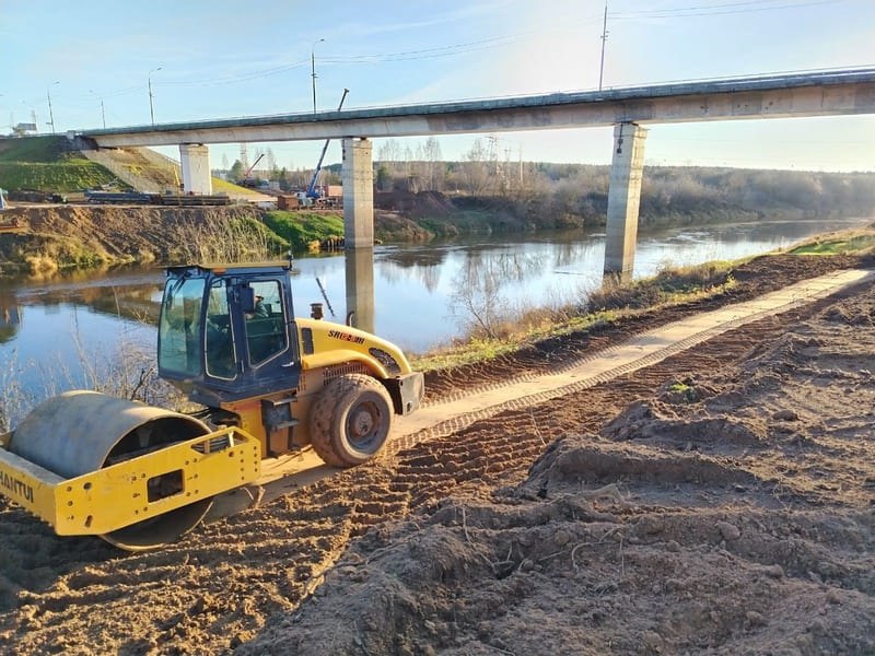 В Смоленской области идет подготовка к капитальному ремонту моста через реку Днепр В Смоленской области идет подготовка к капитальному ремонту моста через реку Днепр