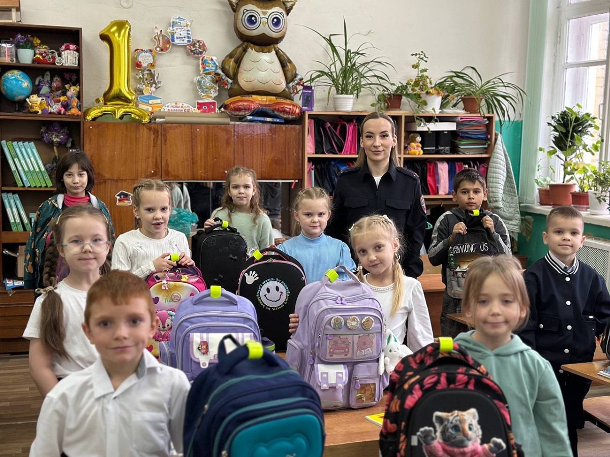 В Рославле для школьников проведена профилактическая акция «Засветись» В Рославле для школьников проведена профилактическая акция «Засветись»