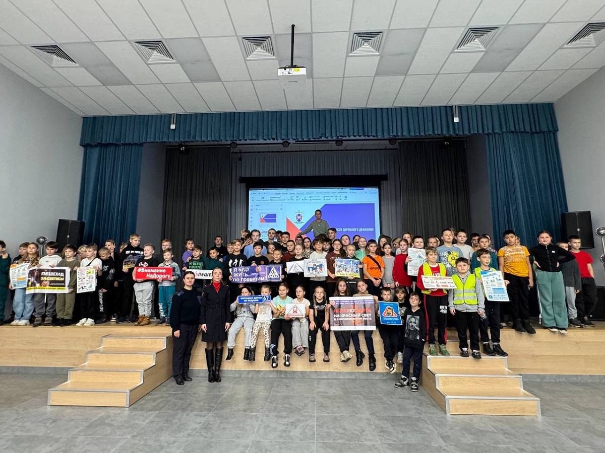 В социально-оздоровительном центре «Голоёвка» прошла акция «Осенние дороги. Дети. Безопасность» В социально-оздоровительном центре «Голоёвка» прошла акция «Осенние дороги. Дети. Безопасность»