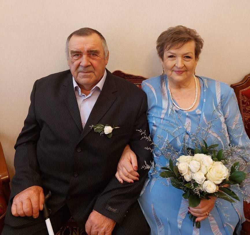 В Смоленской области семейная пара отпраздновала золотую свадьбу