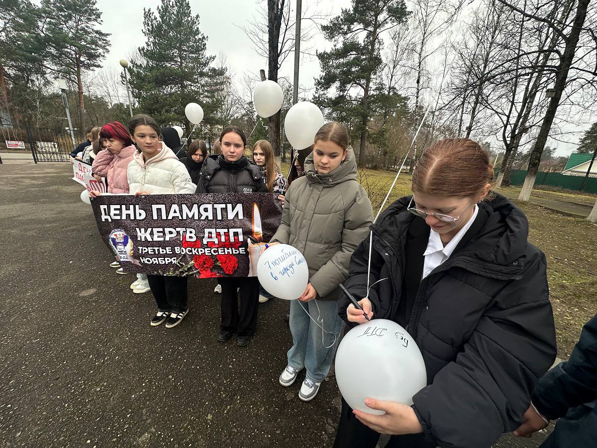 Профилактическую акцию «Без ДТП» провели сотрудники Госавтоинспекции в Смоленске Профилактическую акцию «Без ДТП» провели сотрудники Госавтоинспекции в Смоленске
