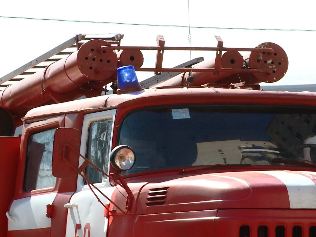 В Смоленске из пожара спасли двух человек