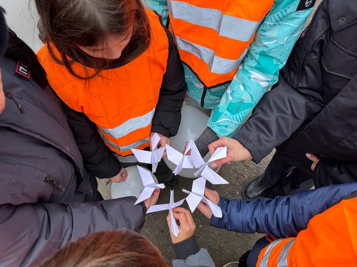 В детском оздоровительном лагере «Кристалл» под Смоленском прошла акция «Память и безопасность» В детском оздоровительном лагере «Кристалл» под Смоленском прошла акция «Память и безопасность»