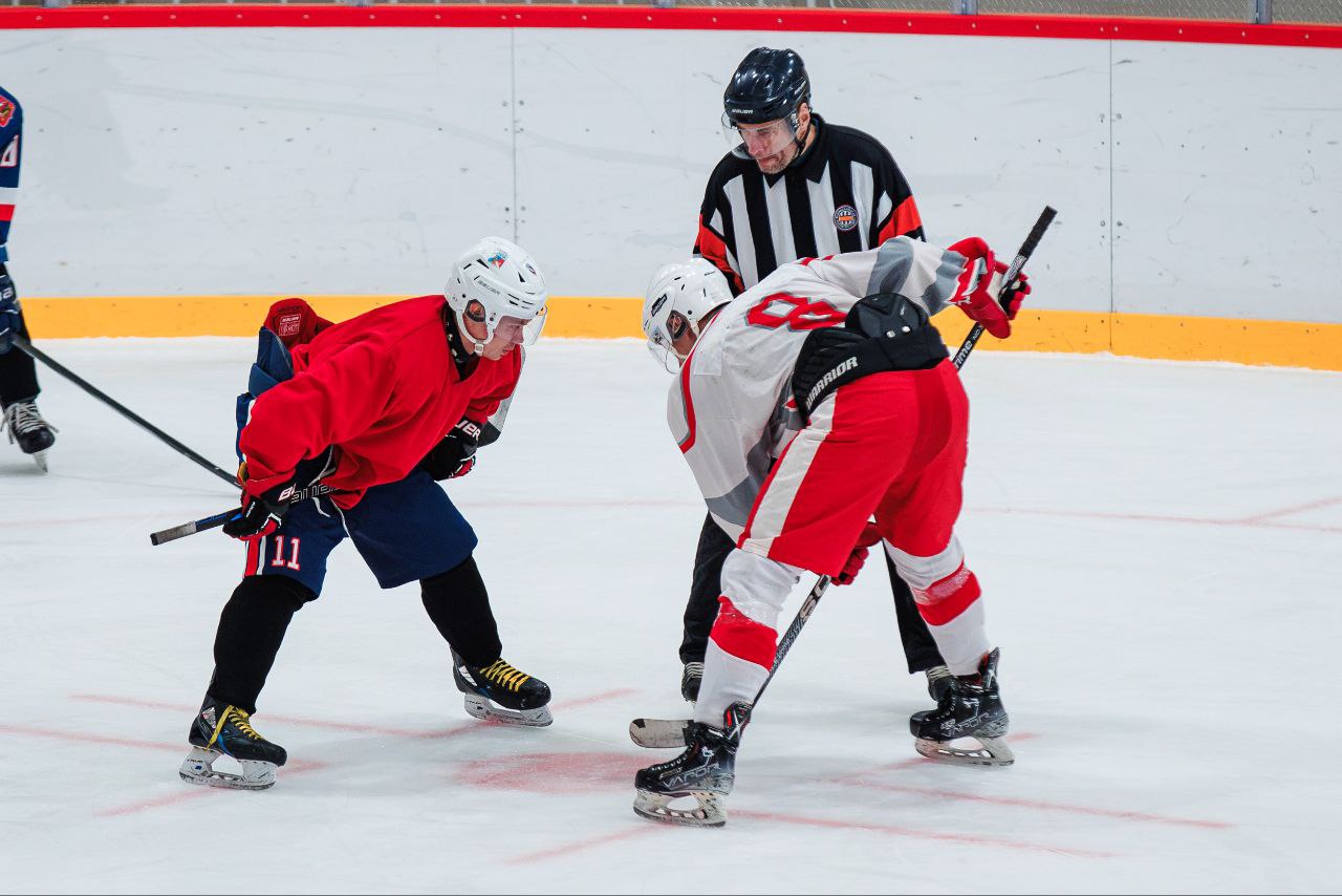 Артём Туров: На Смоленщине стартовал очередной чемпионат области по хоккею среди любителей Артём Туров: На Смоленщине стартовал очередной чемпионат области по хоккею среди любителей