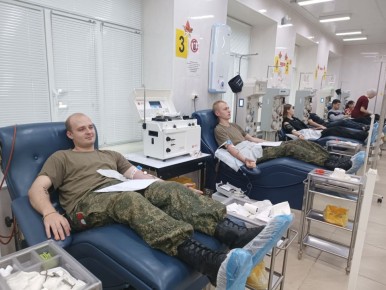 Студенты ВУЦ при Смоленском государственном университете сдали более 30 л крови и ее компонентов для помощи участникам СВО