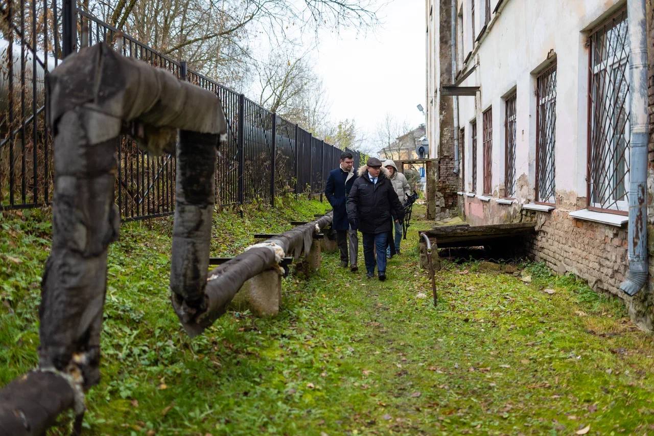 Александр Новиков: В 2026 году капитально отремонтируем школу №1 на улице Соболева Александр Новиков: В 2026 году капитально отремонтируем школу №1 на улице Соболева
