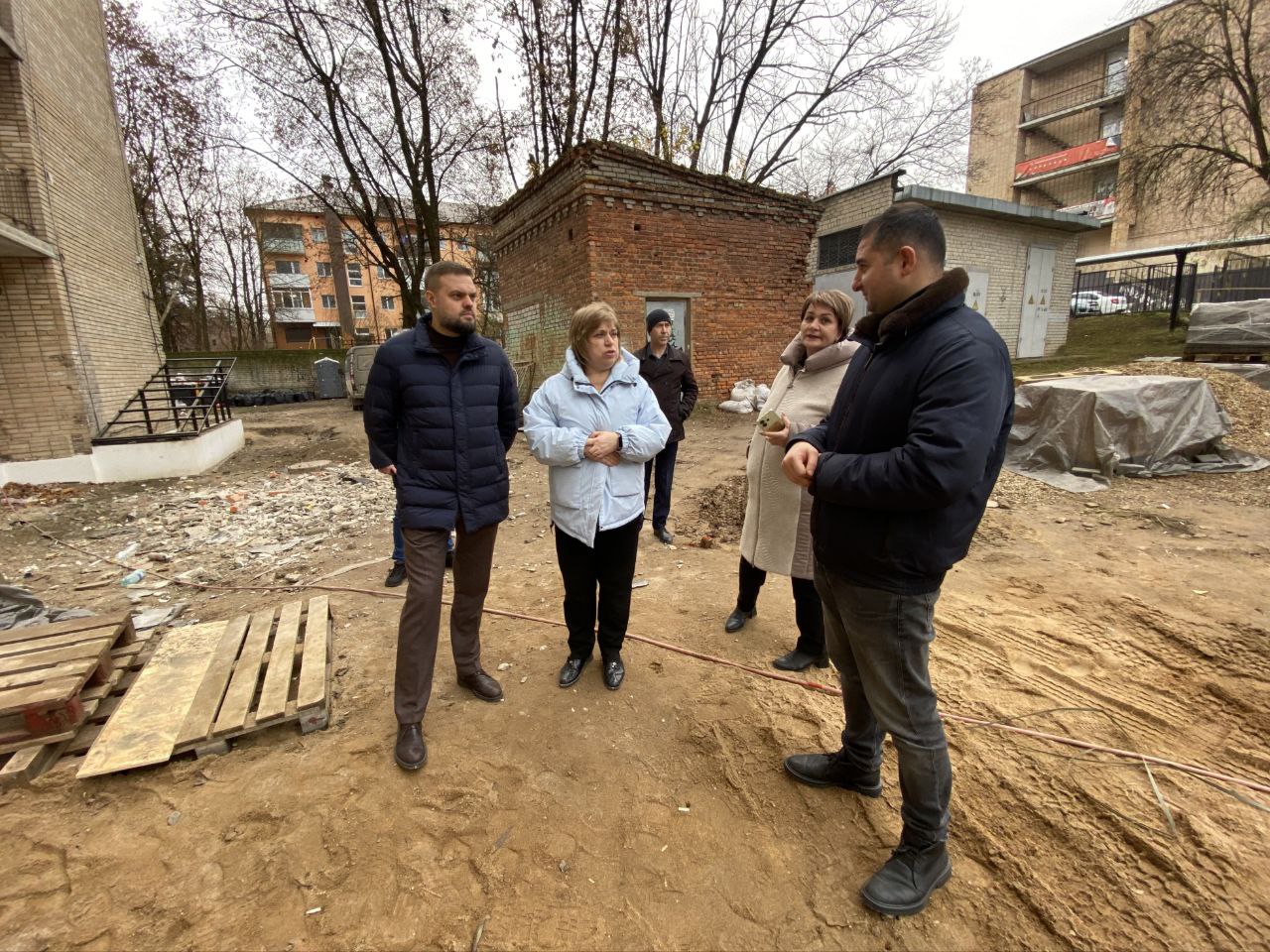 Артём Туров: По проекту "Новая школа" Народной программы "Единой России" проверили реализацию капремонта общежитий системы СПО в городе Смоленске