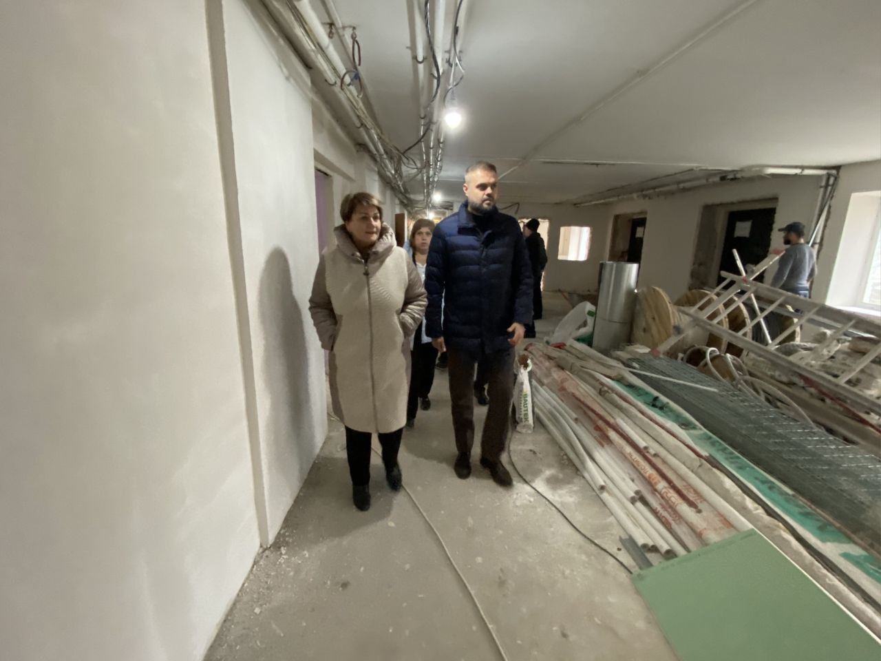 Артём Туров: По проекту "Новая школа" Народной программы "Единой России" проверили реализацию капремонта общежитий системы СПО в городе Смоленске Артём Туров: По проекту "Новая школа" Народной программы "Единой России" проверили реализацию капремонта общежитий системы СПО в городе Смоленске