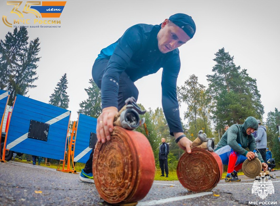 #ЛицаМЧС. Максим Слесарев - командир отделения в 13 пожарно-спасательной части Рославля Смоленской области #ЛицаМЧС. Максим Слесарев - командир отделения в 13 пожарно-спасательной части Рославля Смоленской области