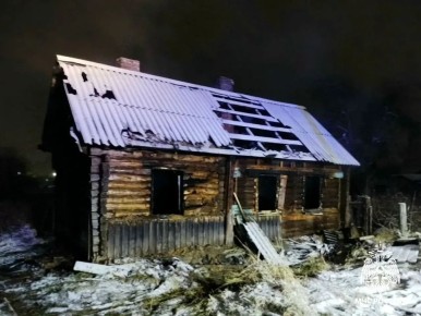 В Духовщине, на улице Красноярской, горел частный дом