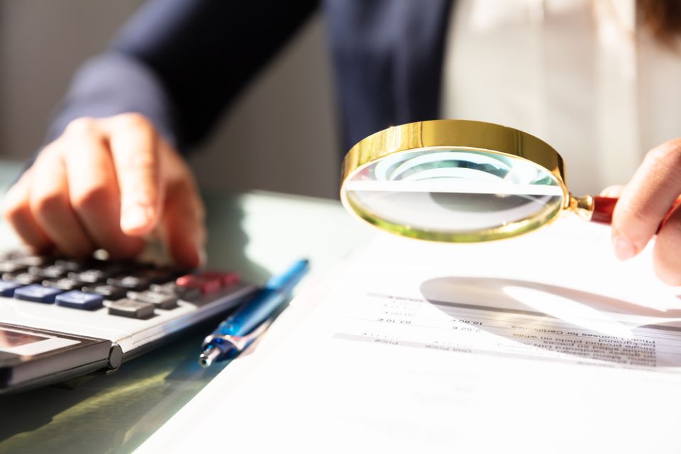 ФНС фиксирует ваши крупные покупки: как не попасть под горячую руку налоговой инспекции