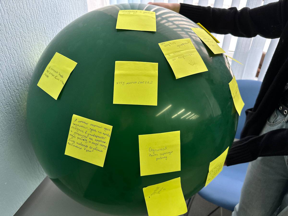 В Смоленске госавтоинспекторы провели краш-курс под названием «Правила дорожного движения - правила жизни» В Смоленске госавтоинспекторы провели краш-курс под названием «Правила дорожного движения - правила жизни»