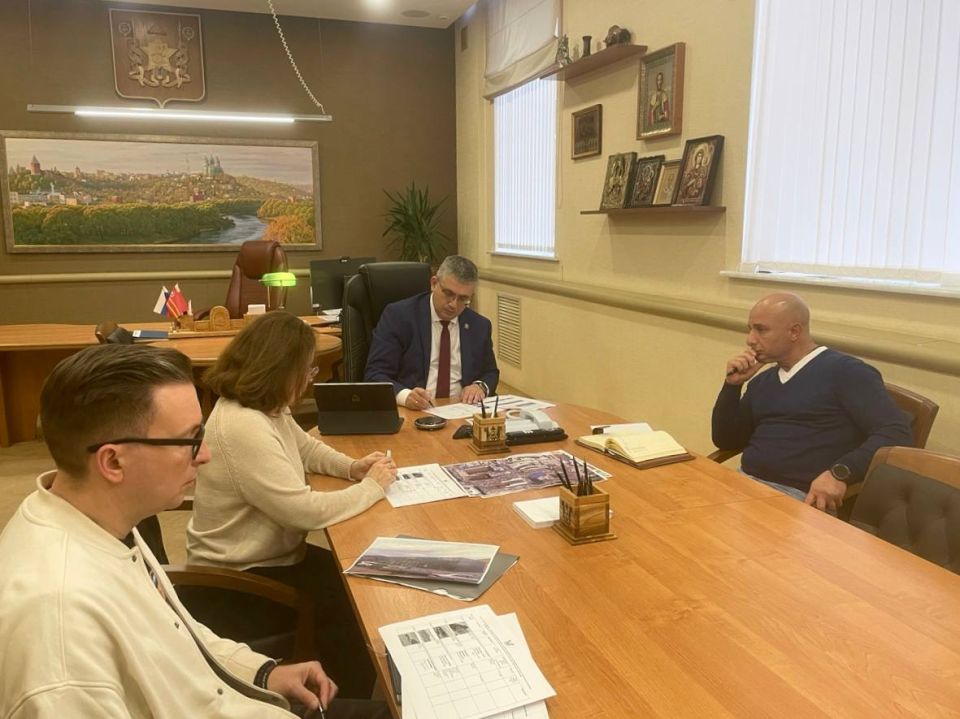 Александр Новиков: Пригласил к себе владельцев торговых точек на Заднепровском рынке и Колхозной площади