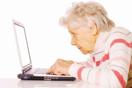 Почему пенсионерам стоит присмотреться к социальным сетям: потерянные возможности и реальная финансовая поддержка
