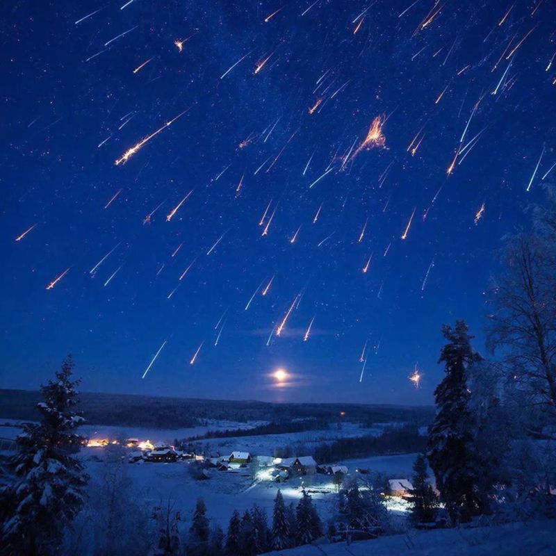 В декабре смоляне смогут увидеть метеорный поток Геминиды