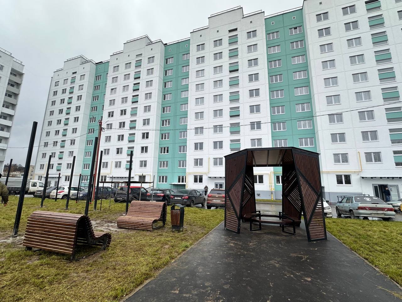 Александр Новиков: Завершили осмотр и приемку последних 42 квартир в домах на проезде Дзержинского