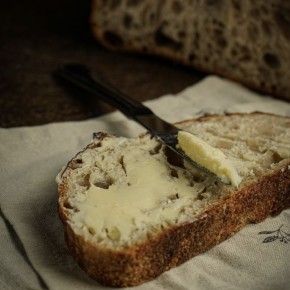 Вкусы 90-х: как еда стала праздником в эпоху перемен