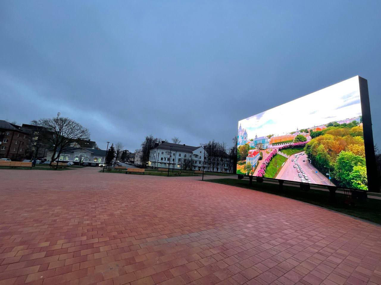 Смолянам будут показывать истории о городе в новом сквере Смолянам будут показывать истории о городе в новом сквере